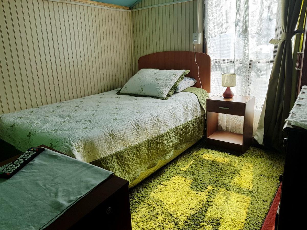 Hospedaje Maria Elena Coyhaique Ngoại thất bức ảnh